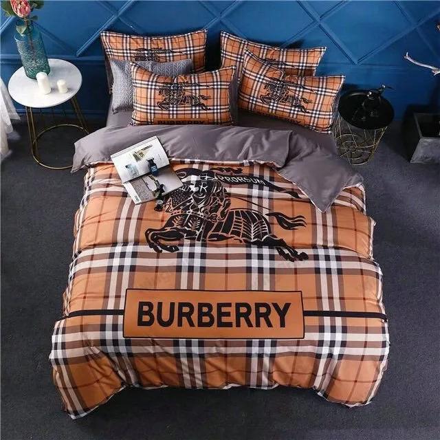 Burberry hot fashion bedding sets quilt sets duvet cover luxury brand bedding decor bedroom sets best luxury bed sets gift thankgivings and christmas Bedding Sets