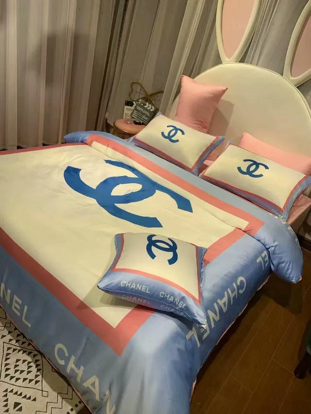 Chanel logo blue printed bedding sets quilt sets duvet cover luxury brand bedding decor bedroom sets best luxury bed sets gift thankgivings and christmas Bedding Sets