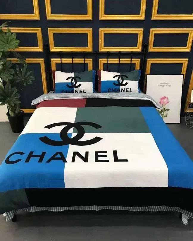 Chanel logo new hot luxury brand bedding sets bedspread duvet cover set, bedroom decor , thanksgiving decorations for home best luxury bed sets gift thankgivings and christmas Bedding Sets
