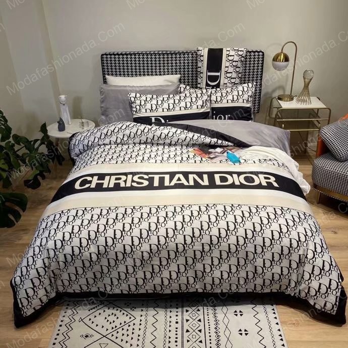 Christian dior logo type 1639 Bedding Sets bedspread bedclothes covers hyperbeast Bedroom duvet premium fashion brand home decor bed linen sheets blankets luxury ideas