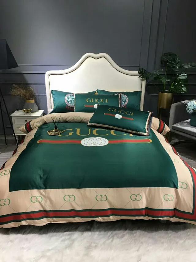 Gucci dark green luxury brand bedding sets bedspread duvet cover set, bedroom decor , thanksgiving decorations for home best luxury bed sets gift thankgivings and christmas Bedding Sets