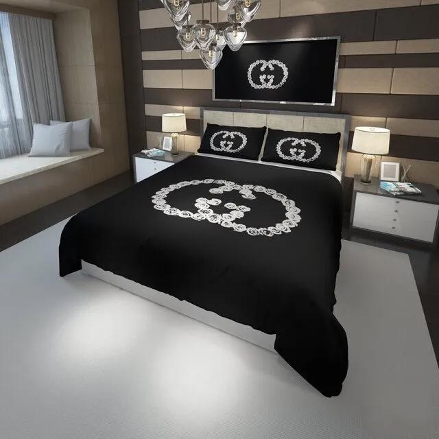 Gucci rose black luxury brand bedding sets bedspread duvet cover set, bedroom decor , thanksgiving decorations for home best luxury bed sets gift thankgivings and christmas Bedding Sets