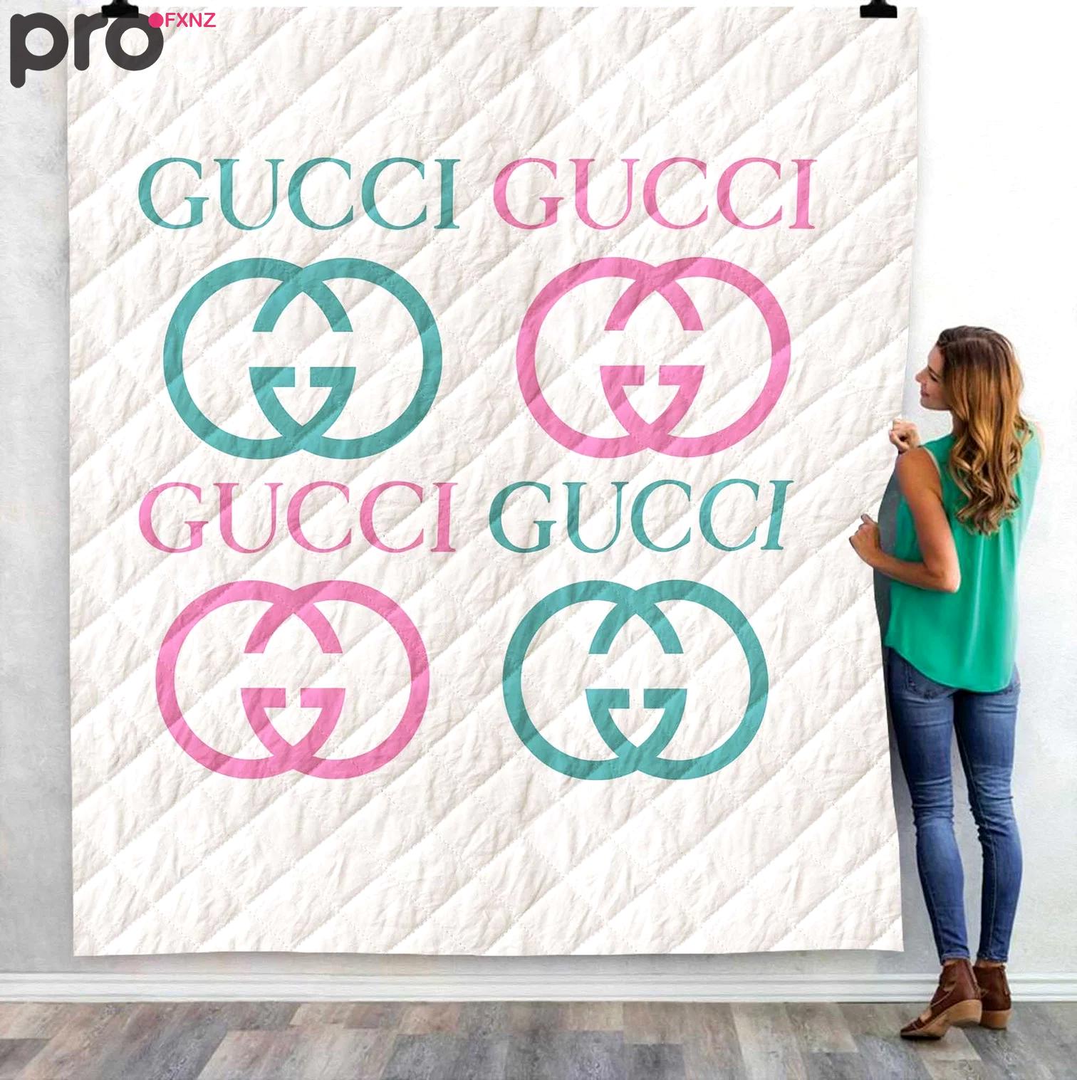 Gucci white colorful fashion luxury brand premium blanket fleece home decor 153 Blanket Fleece