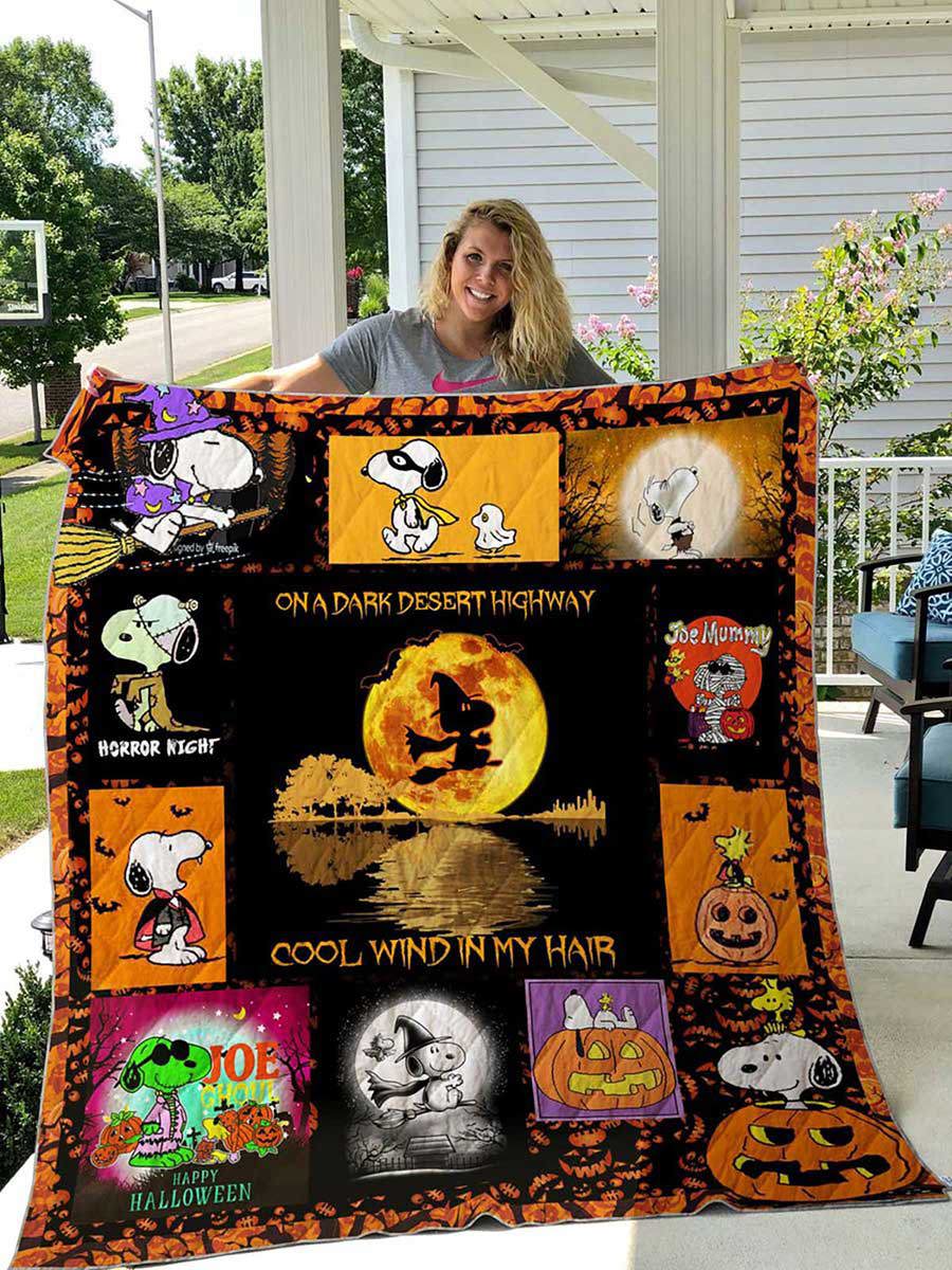 Halloween decorations gift ideas halloween snoopy quilt blanket Quilt Blanket