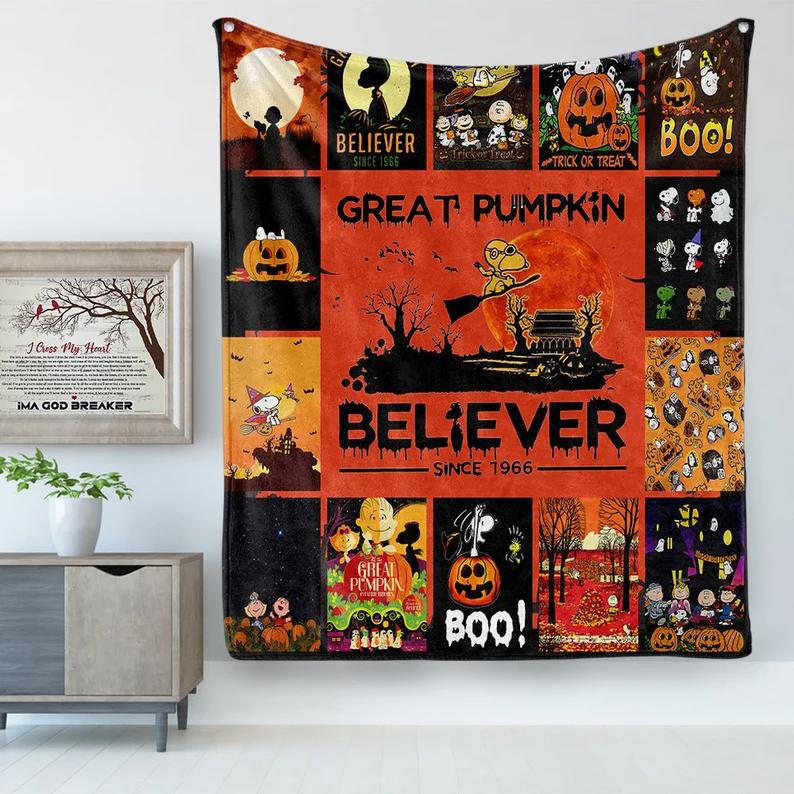 Halloween decorations snoopy throw blanket - great pumpkin believer since 1966 quilt blanket - halloween gift ideas Quilt Blanket