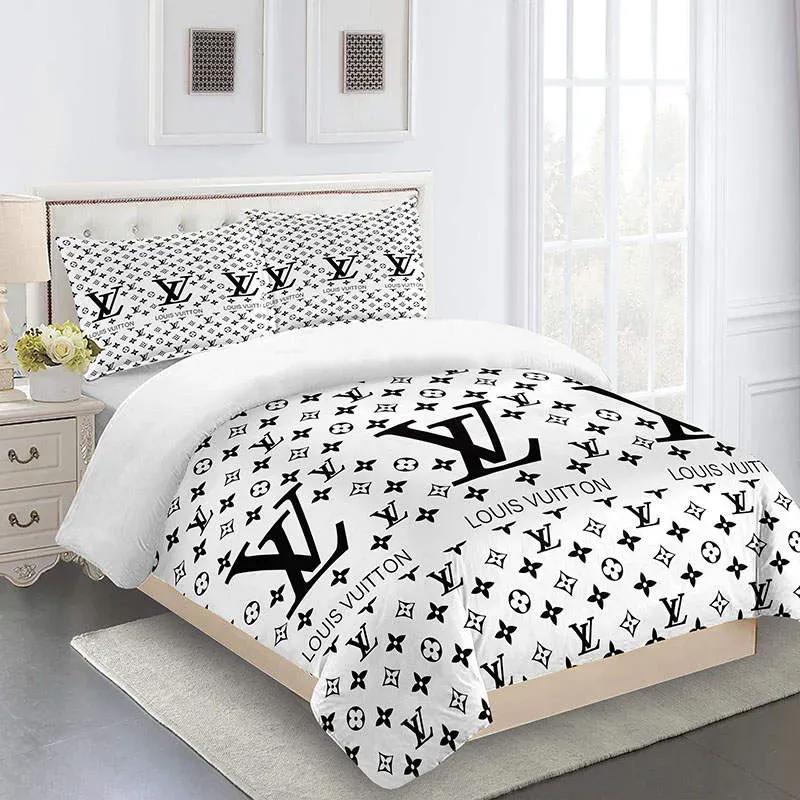 Louis vuitton fashion logo limited luxury brand bedding sets, bedroom decor , thanksgiving decorations for home 04 best luxury bed sets gift thankgivings and christmas Bedding Sets