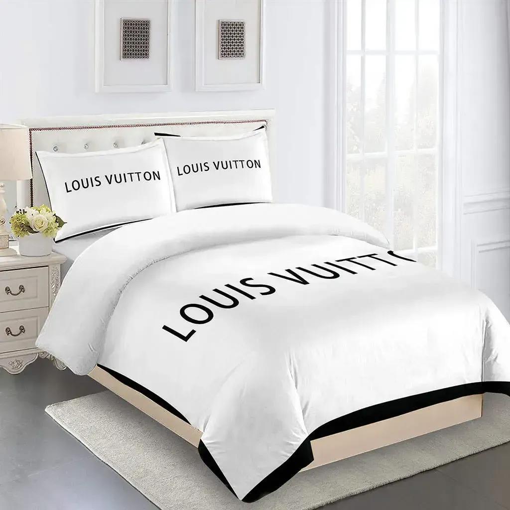 Louis vuitton logo type 928 Bedding Sets bedspread blankets hyperbeast Bedroom home decor bed linen duvet covers premium fashion brand bedclothes sheets luxury ideas