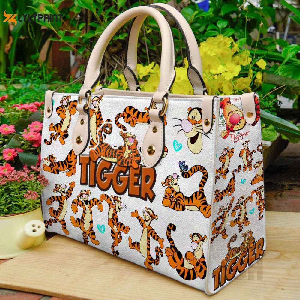 Tigger winnie the pooh leather handbag gift for women 457 Women Leather Hand Bag
