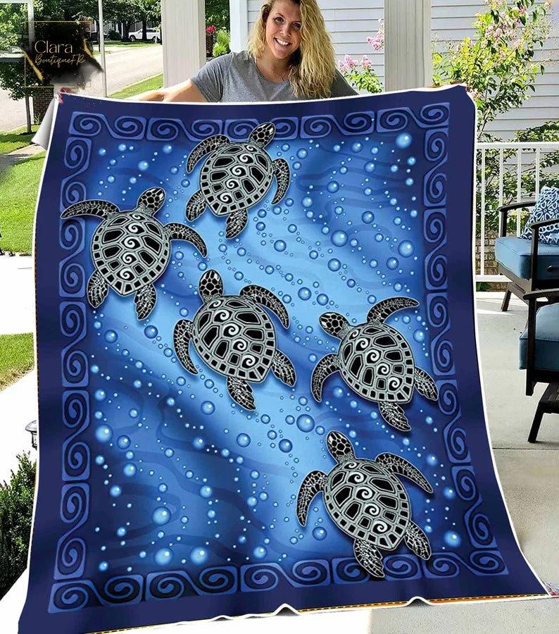 Tribal sea turtles fleece blanket, mink sherpa blanket, sea turtle blanket, turtle blanket, turtle lover gift Quilt Blanket