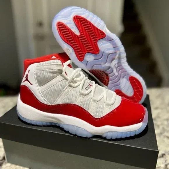 Nike Air Jordan 11 'Red Cherry' - Red/White Sneakers