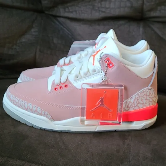 Air Jordan 3 'Rust Pink' - Pink and White Sneakers