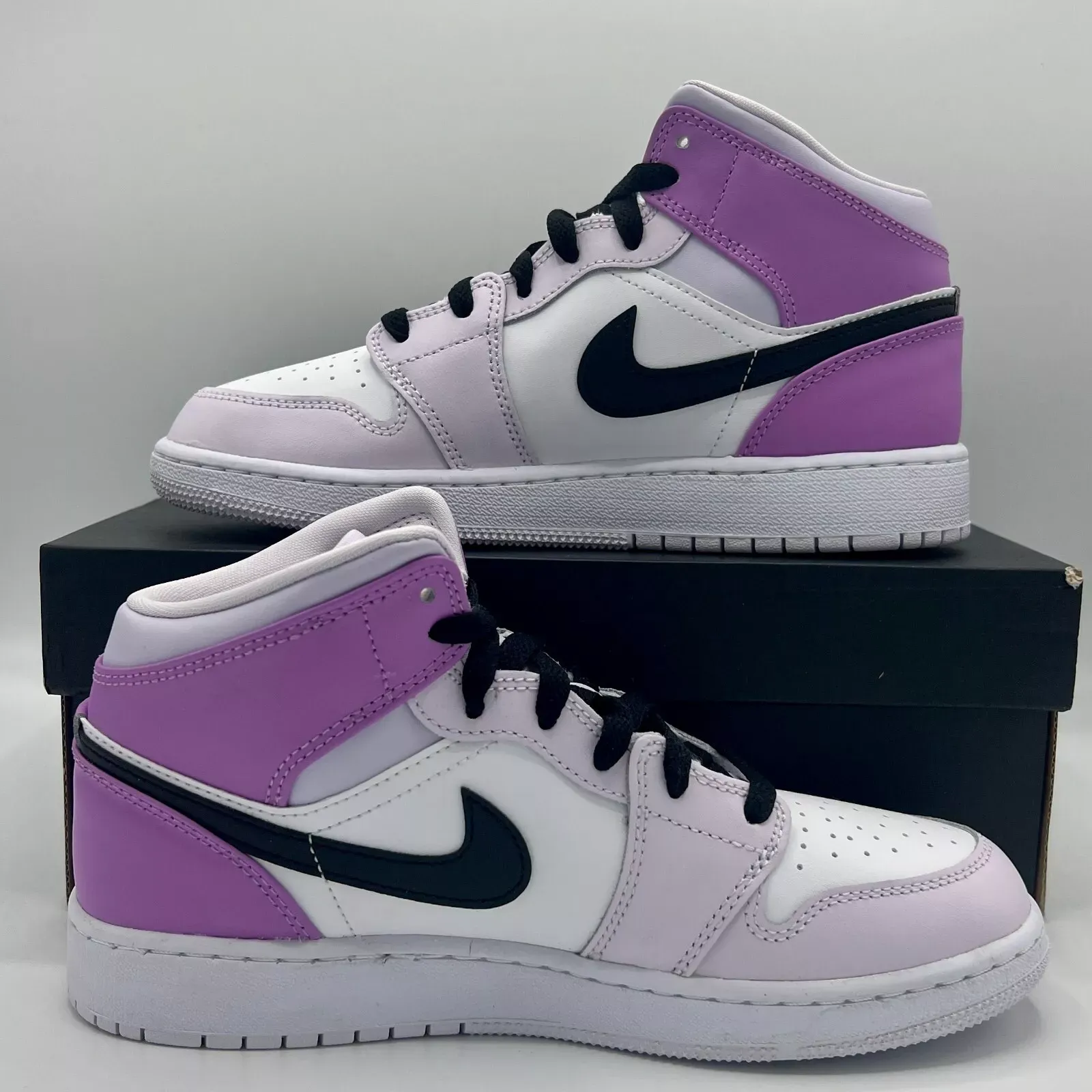 Nike Air Jordan 1 Mid 'Barely Grape' - Black and White Sneakers