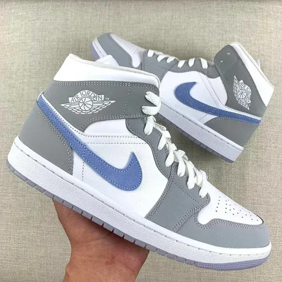 Jordan 1 Mid 'Aluminum' Shoes - Stylish Gray and White Sneakers