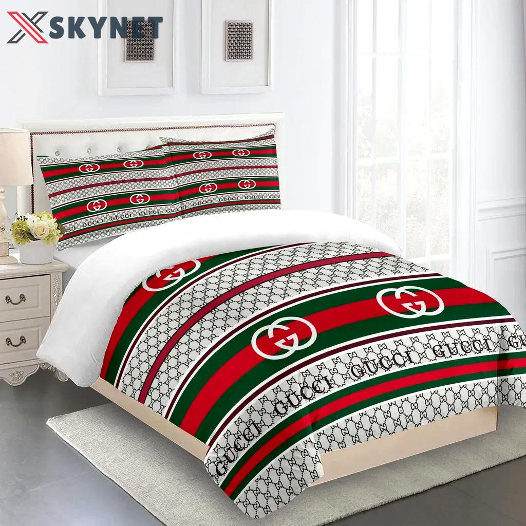 Gucci fashion logo limited luxury brand bedding sets, bedroom decor , thanksgiving decorations for home 06 best luxury bed sets gift thankgivings and christmas Bedding Sets