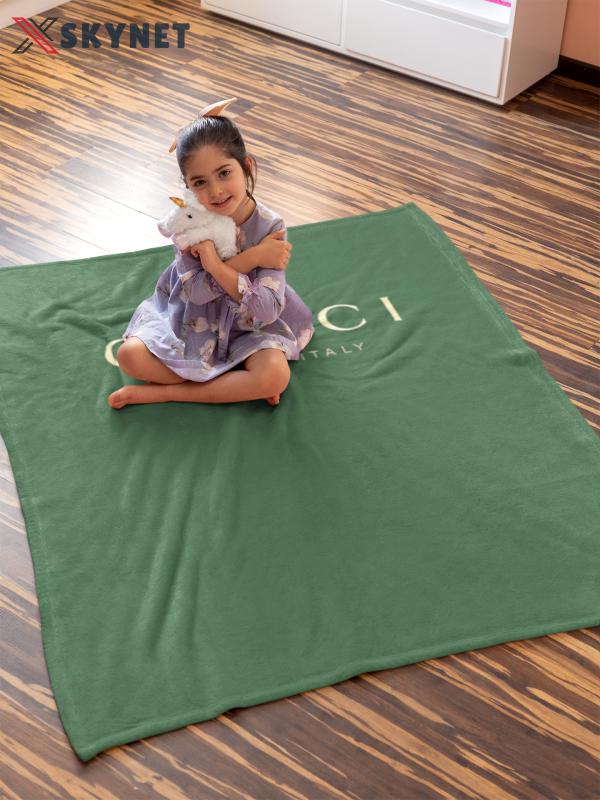 Gucci green luxury brand logo premium blanket fleece home decor 223 Blanket Fleece