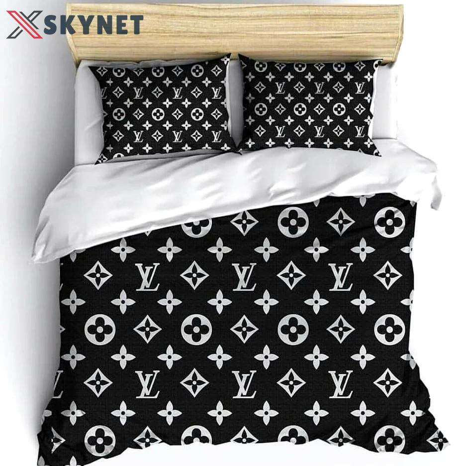 Louis vuiton black logo type 1392 Bedding Sets covers luxury ideas home decor blankets duvet bed linen sheets bedclothes premium fashion brand hyperbeast Bedroom bedspread