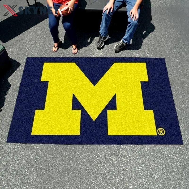 Ncaa michigan wolverines carpet living room rug regtangle carpet v8319 Rectangle Rug