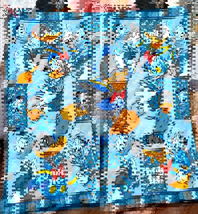 Personalized donald duck christmas blanket, donald duck fleece blanket, donald duck couch sofa blanket, christmas xmas gifts, birthday gifts Quilt Blanket