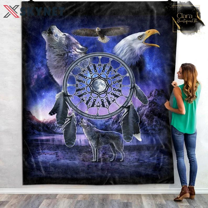Wolf and bald eagle dreamcatcher fleece blanket, mink sherpa blanket, dreamcatcher blanket, wild animal blanket, cherokee quilt Quilt Blanket