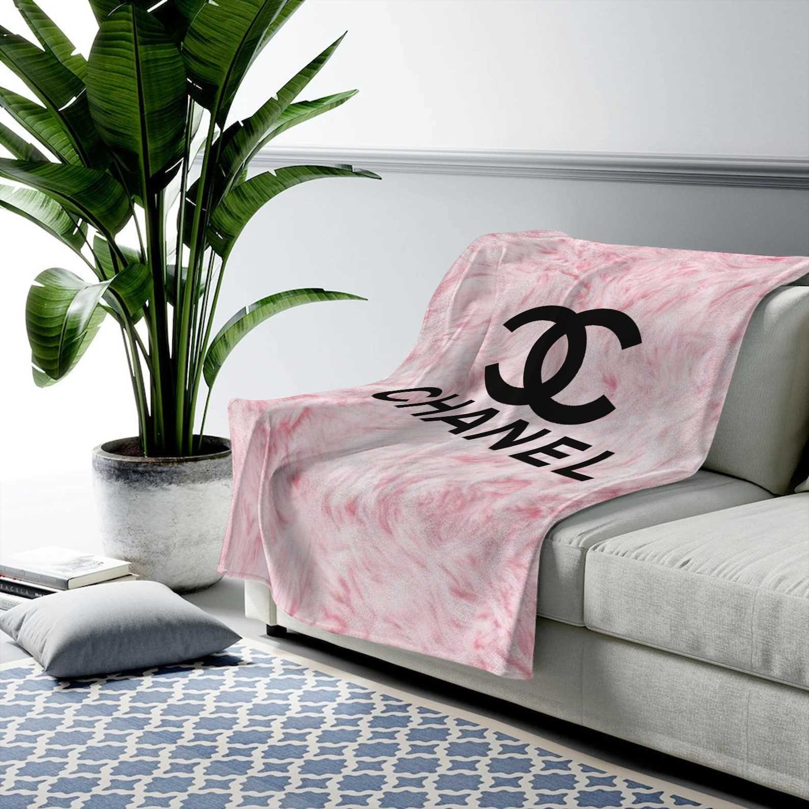 Chanel pinky fashion luxury brand premium blanket fleece home decor 144 Blanket Fleece