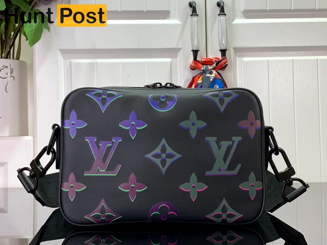 Chic and timeless: louis vuitton handbags unveiled - 1204
