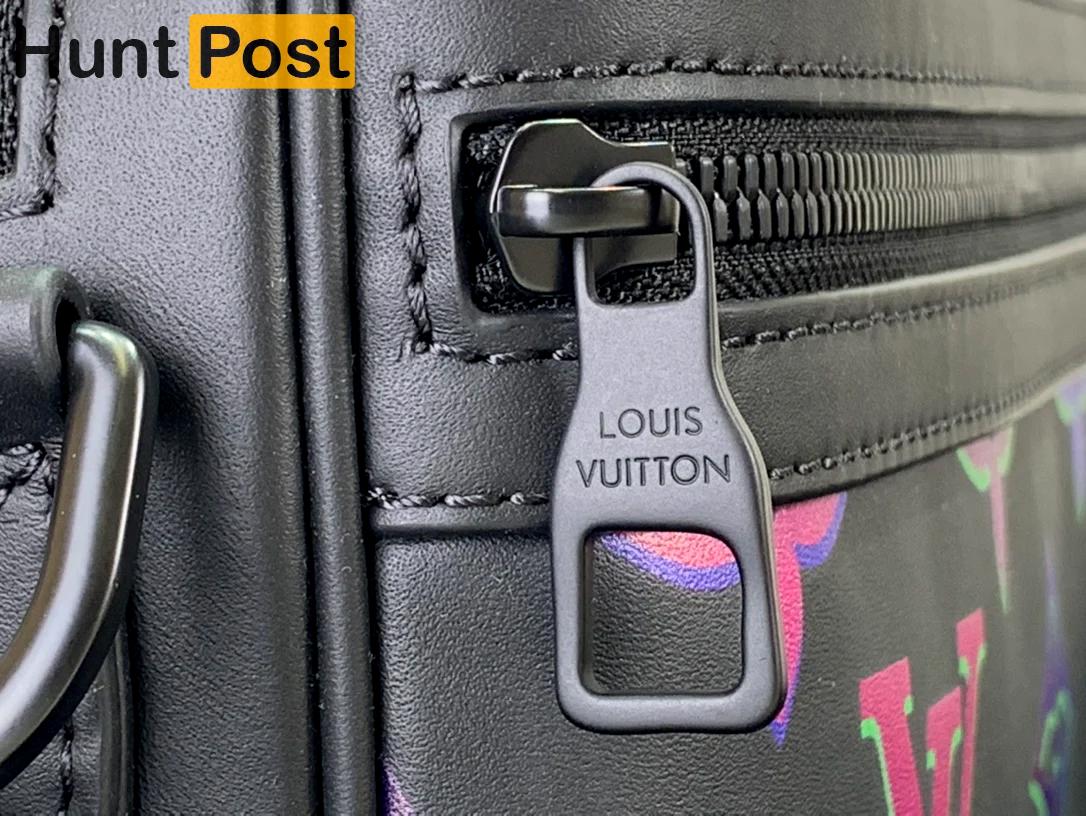 Chic and timeless: louis vuitton handbags unveiled - 1204