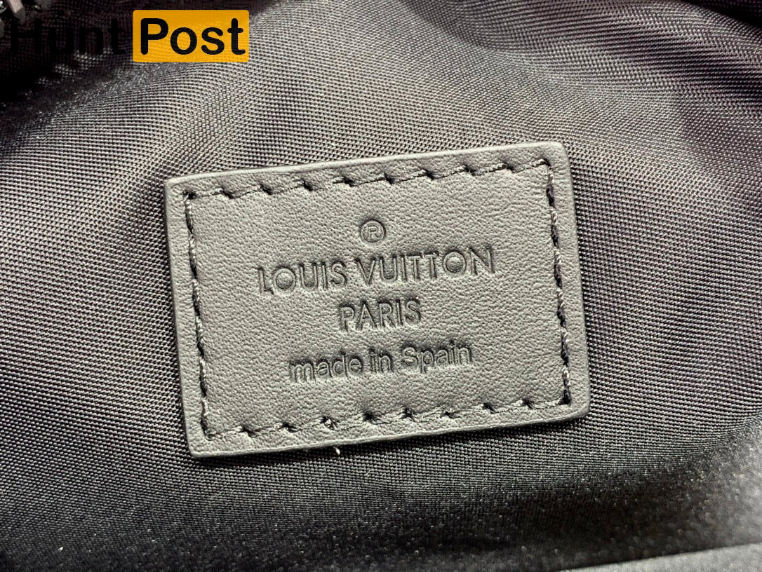 Chic and timeless: louis vuitton handbags unveiled - 1204