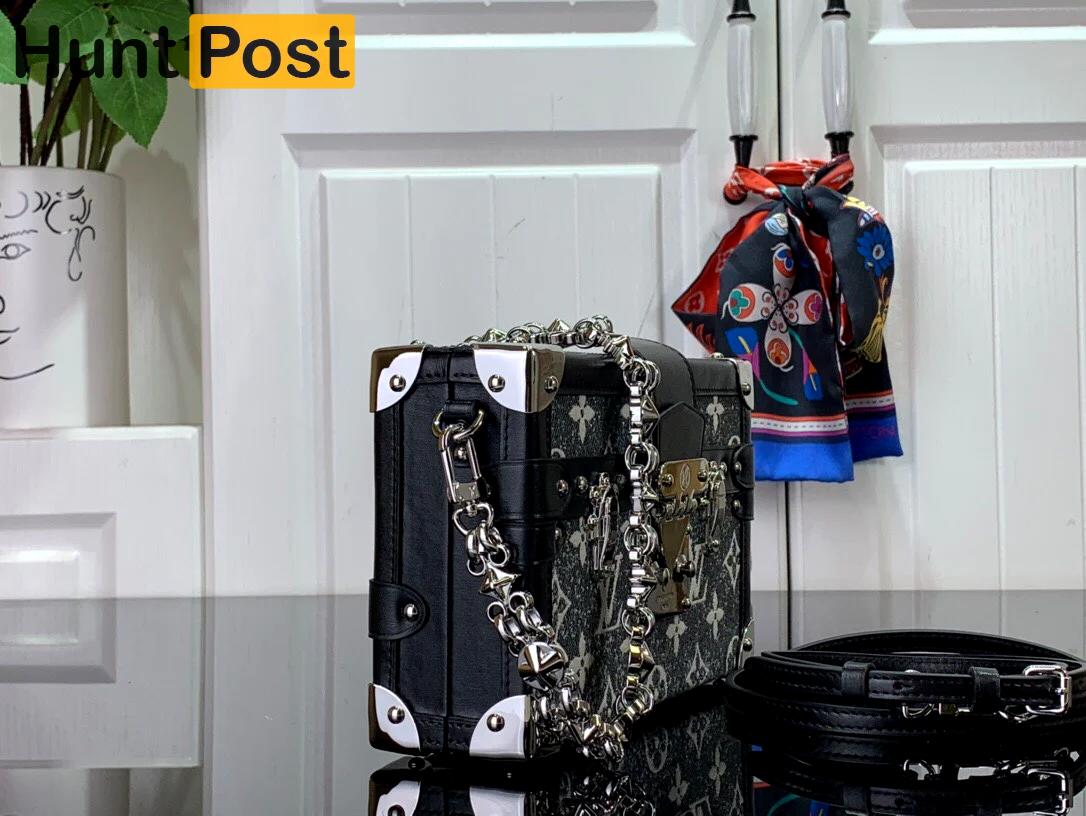 Dive into opulence: louis vuitton handbags collection - 1202