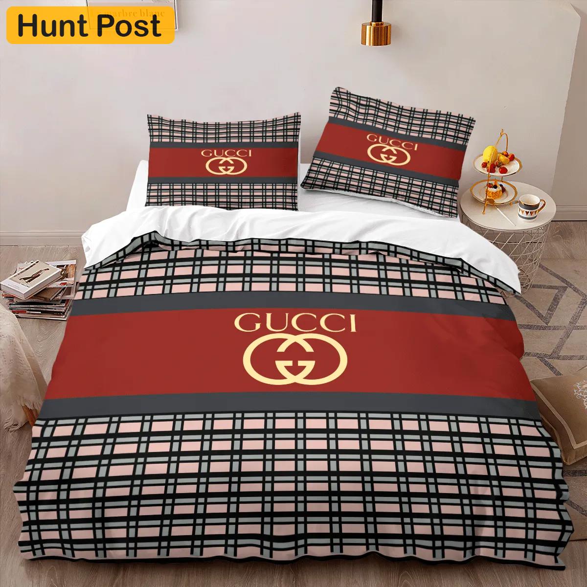 Gucci caro fashion logo premium luxury brand high-end bedding sets lv, bedroom decor , thanksgiving decorations for home best luxury bed sets gift thankgivings and christmas Bedding Sets