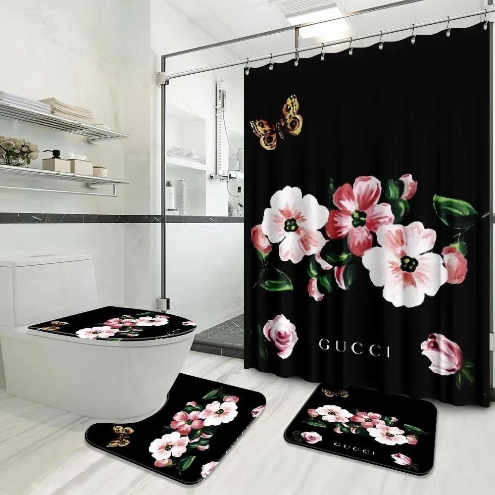 Gucci logo type 616 Bathroom Accessory Sets Luxury Fashion Brand Waterproof Shower Curtain Home Decor Bath Mat Set Bathroom Sets Hypebeast Bathroom Pedestal Rug Toilet Cover