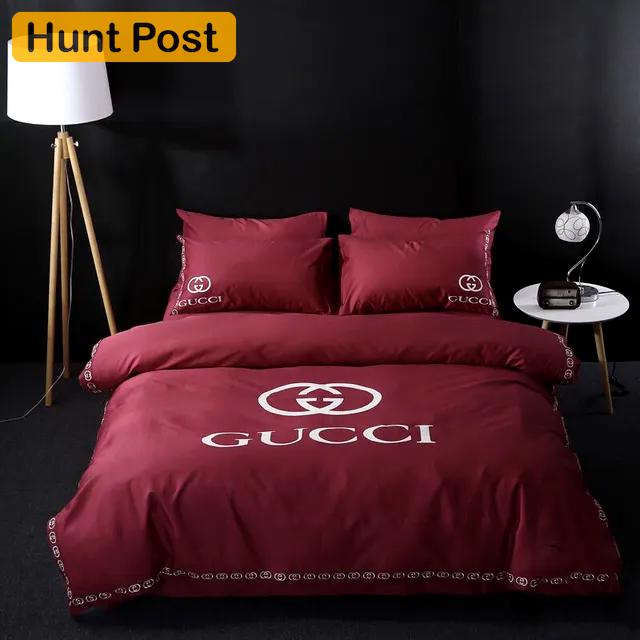 Gucci luxury brand red bedding sets bedspread duvet cover set, bedroom decor , thanksgiving decorations for home best luxury bed sets gift thankgivings and christmas Bedding Sets