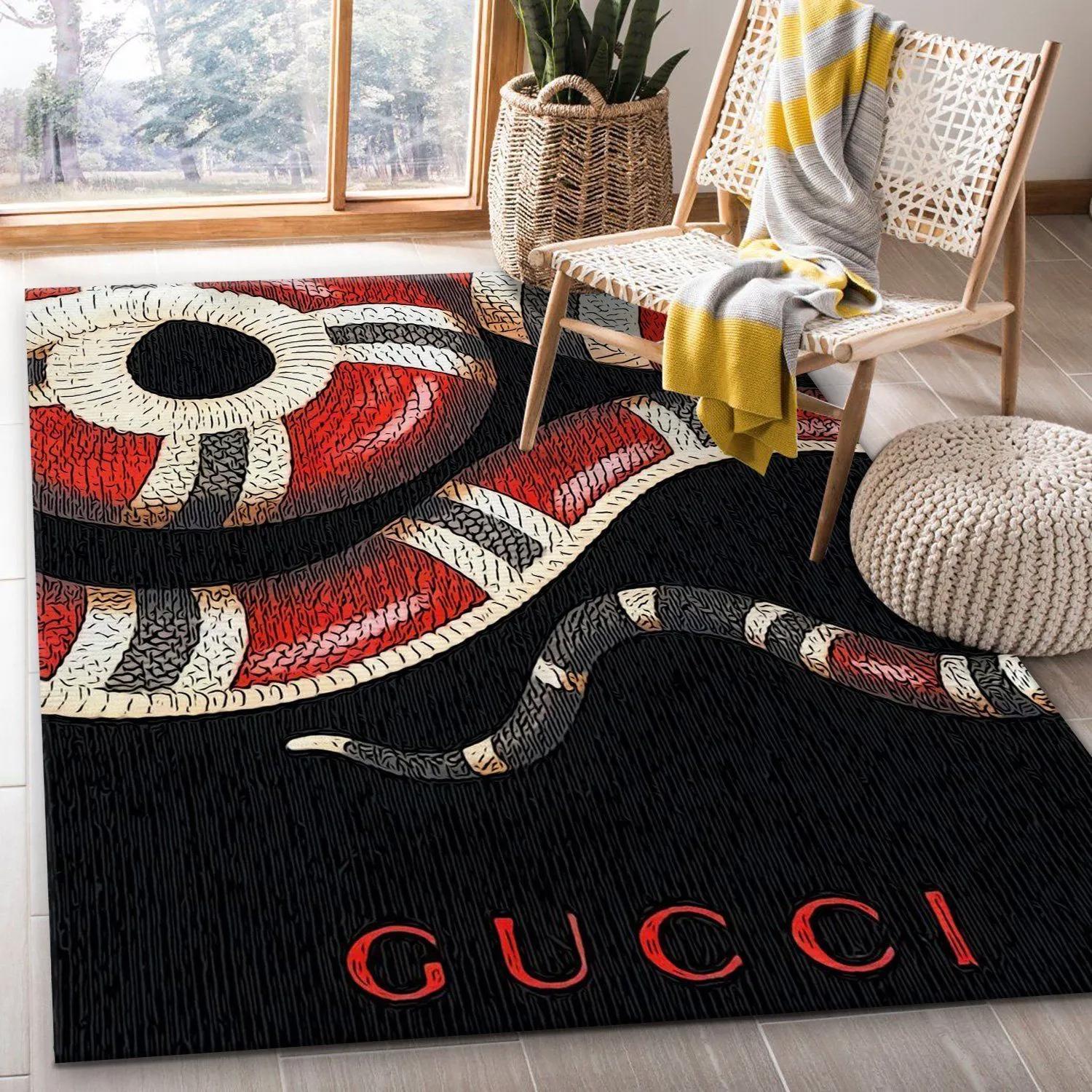 Gucci snake logo type 357. Upgrade Your Living Room with Luxury Home Decor: Area Carpets, Floor Decor, Door Mats, and Hot Gift Items with style a High-End Fashion Brand Rectangle Rug