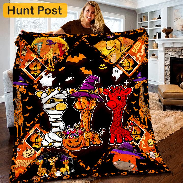 Halloween decorations giraffe halloween quilt blanket Quilt Blanket