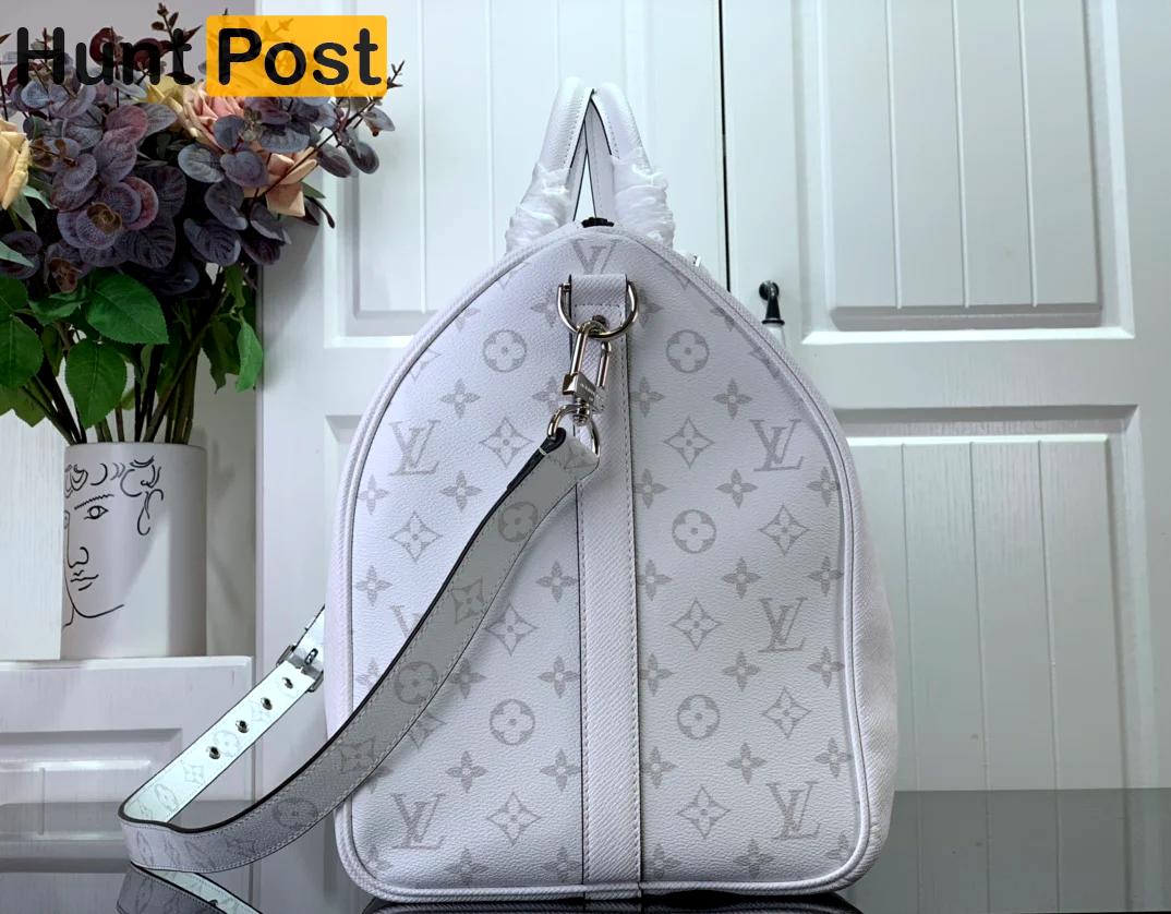 Louis vuitton bags: an icon of elegance and prestige - 1205