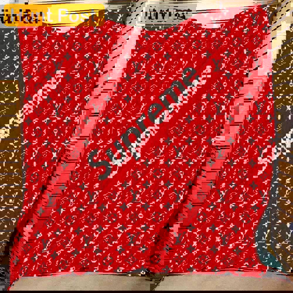 Louis vuitton supreme red small logo luxury brand premium blanket fleece home decor 230 Blanket Fleece