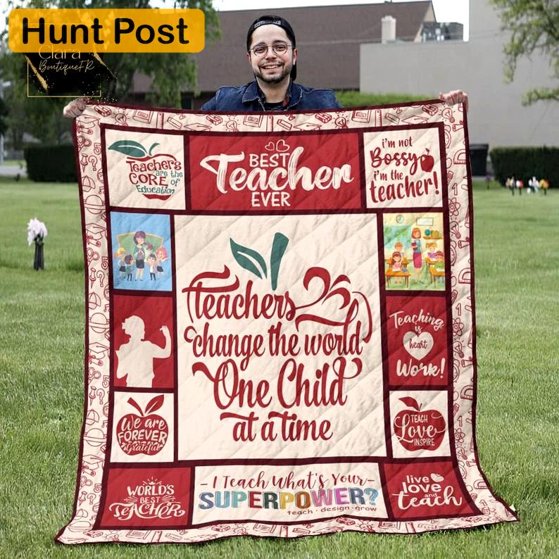 Teachers change the world fleece blanket, mink sherpa blanket, teacher appreciation gift, change the world quilt, teacher gift ideas Quilt Blanket