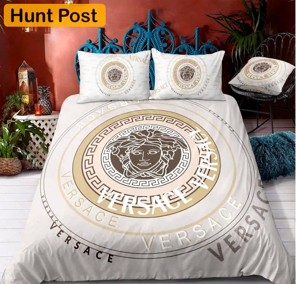 Versace luxury brand bedding sets bedspread duvet cover set, bedroom decor , thanksgiving decorations for home best luxury bed sets gift thankgivings and christmas Bedding Sets
