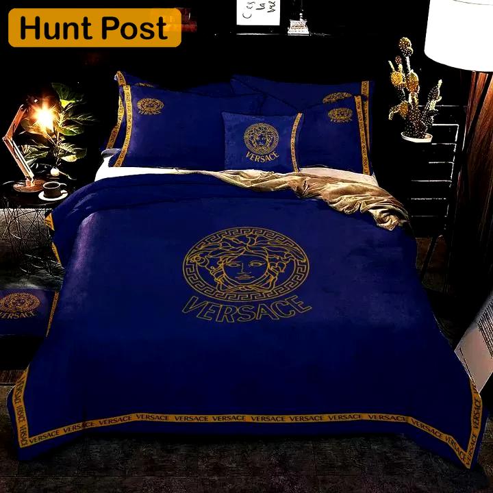 Versace navy blue luxury brand bedding sets bedspread duvet cover set, bedroom decor , thanksgiving decorations for home best luxury bed sets gift thankgivings and christmas Bedding Sets