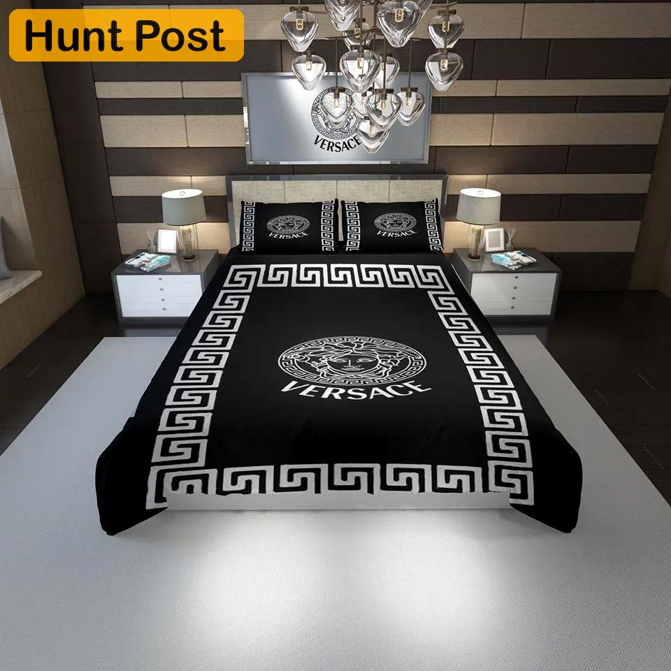 Versace new black luxury fashion brand bedding sets bedspread duvet cover set best luxury bed sets gift thankgivings and christmas Bedding Sets