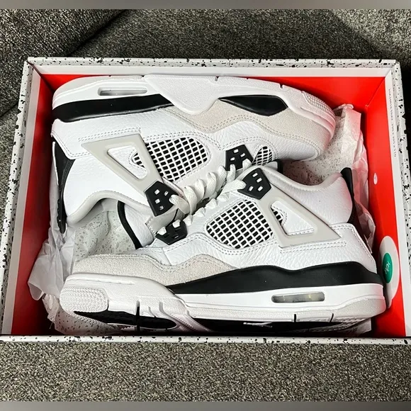 Air jordan 4 retro gs 'military black' sneakers for men, women, and kids