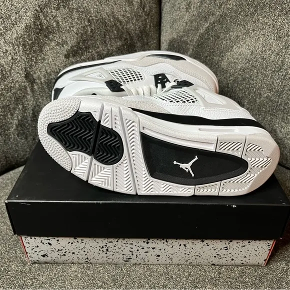 Air jordan 4 retro gs 'military black' sneakers for men, women, and kids