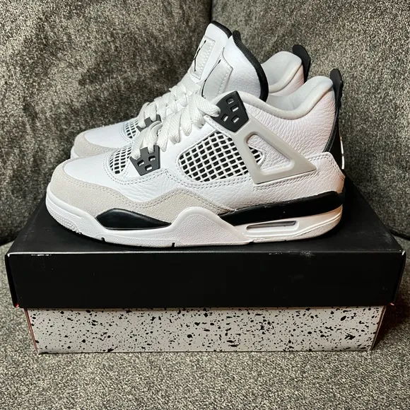 Air jordan 4 retro gs 'military black' sneakers for men, women, and kids