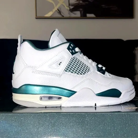Jordan Retro 4 Oxidized Green: Exclusive Sneakers with Unique Green Tint