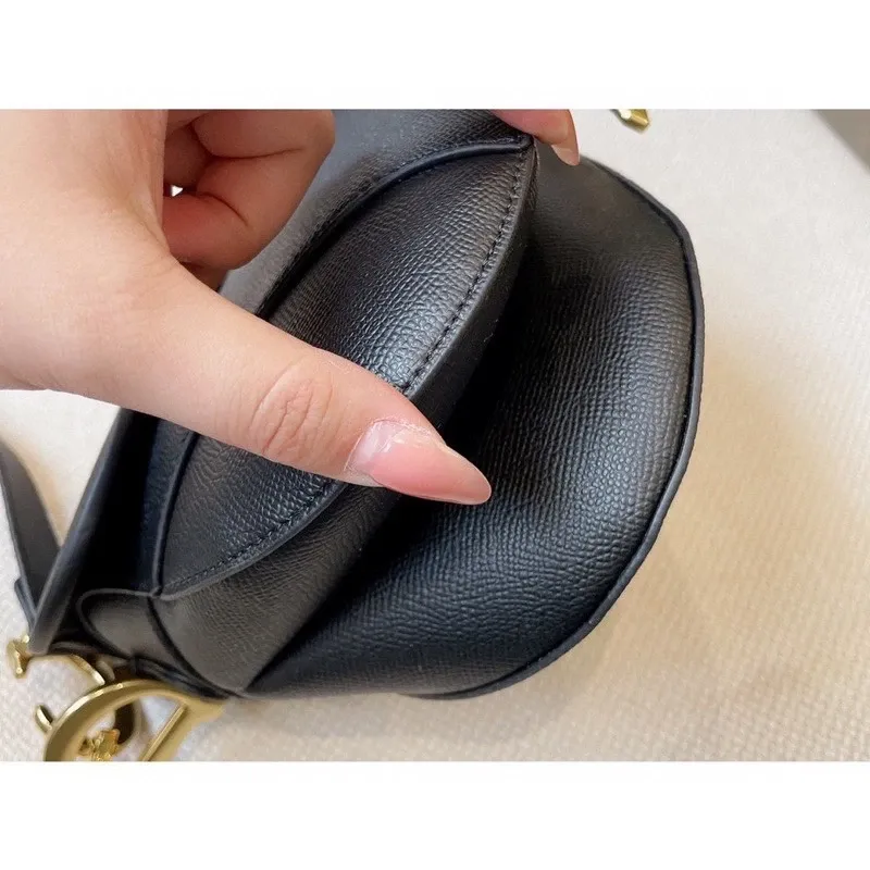 Lux-totes - lov bags - 01