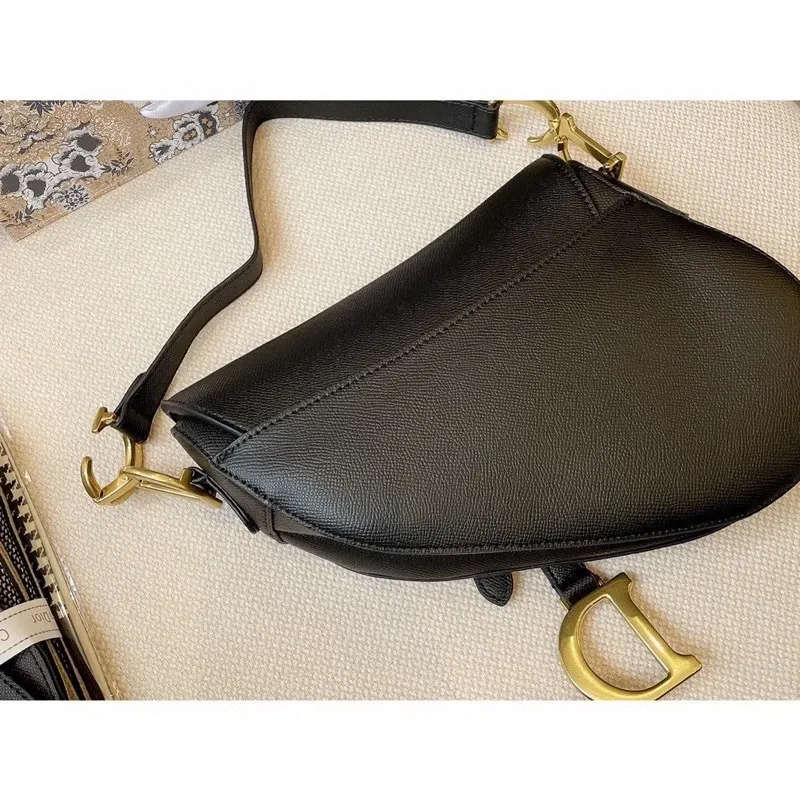 Lux-totes - lov bags - 01