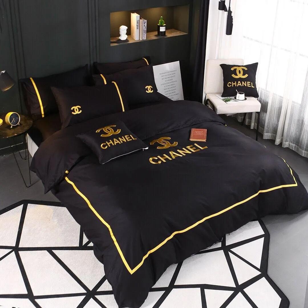 Chanel black luxury brand high-end bedding sets, bedroom decor , thanksgiving decorations for home best luxury bed sets gift thankgivings and christmas Bedding Sets