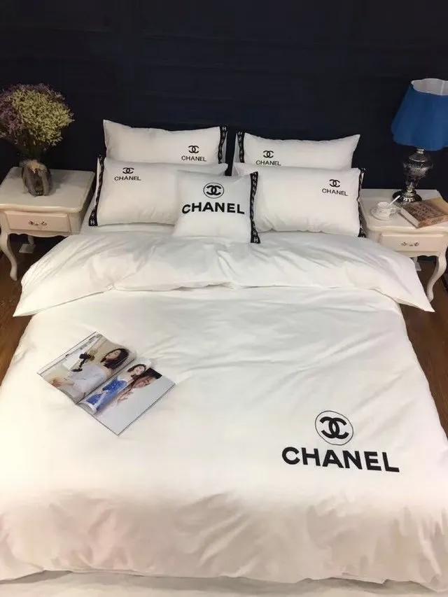 Chanel new white bedding 3d printed bedding sets quilt sets duvet cover luxury brand bedding decor bedroom sets best luxury bed sets gift thankgivings and christmas Bedding Sets