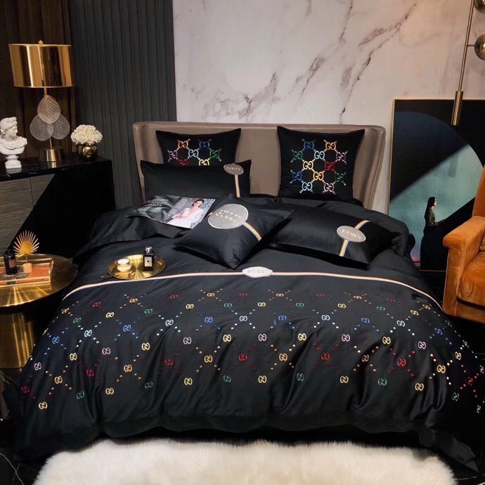 Gucci bedding sets model 20 luxury brand bedding set duvet cover  home decoration Bedding Sets