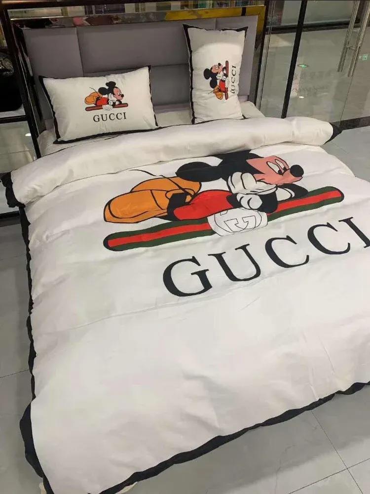 Gucci white mickey new hot logo luxury brand high-end bedding sets, bedroom decor , thanksgiving decorations for home  best luxury bed sets gift thankgivings and christmas Bedding Sets