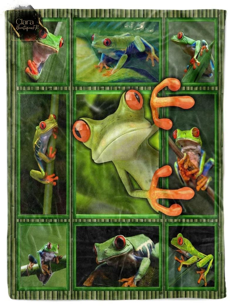 Lovely frog blankets gift for animal natural flower fleece blanket, mink sherpa blanket, green frog quilt, frog blanket, animal lovers gift Quilt Blanket